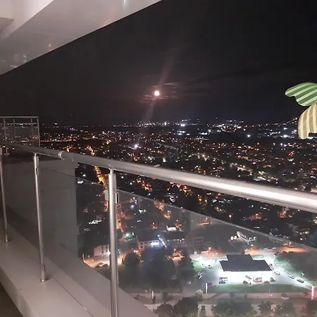 33 Floor, Luxury Apartment, Amazing View Sky Cevahir-skopje * Üsküp