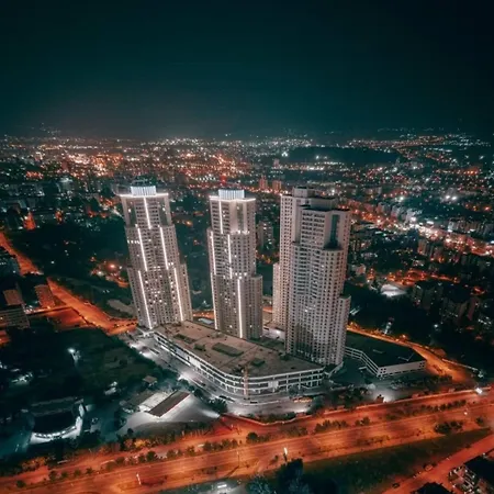 アパート 33 Floor, Luxury Apartment, Amazing View Sky Cevahir-skopje